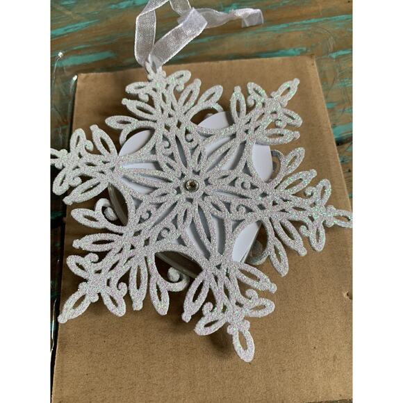 Hallmark Ornament Our Christmas Together 2015 Snowflake Glass Metal Sparkly Gift - Picture 10 of 11